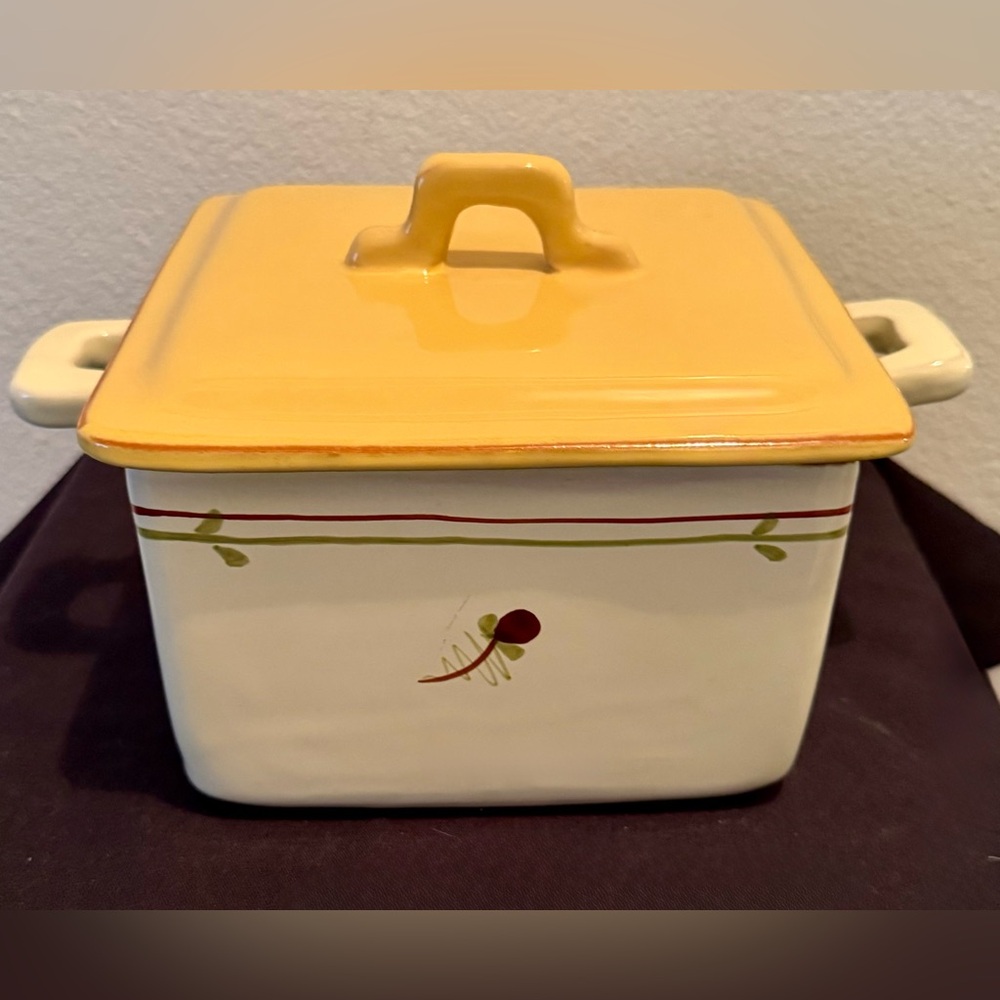 Vietri Fiori Di Bosco 2-Quart Square Casserole Dish. Italy 🇮🇹 like new. Ceramic.